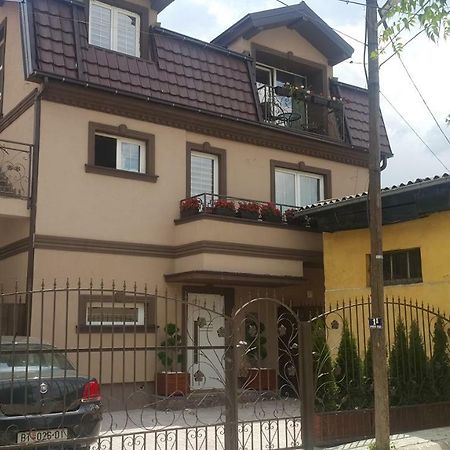 Emma Apartments Bituli Exterior foto